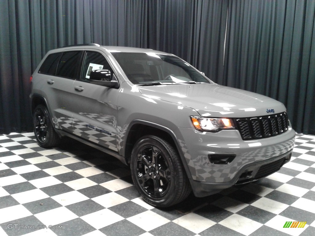 2019 Grand Cherokee Upland 4x4 - Sting-Gray / Black photo #4