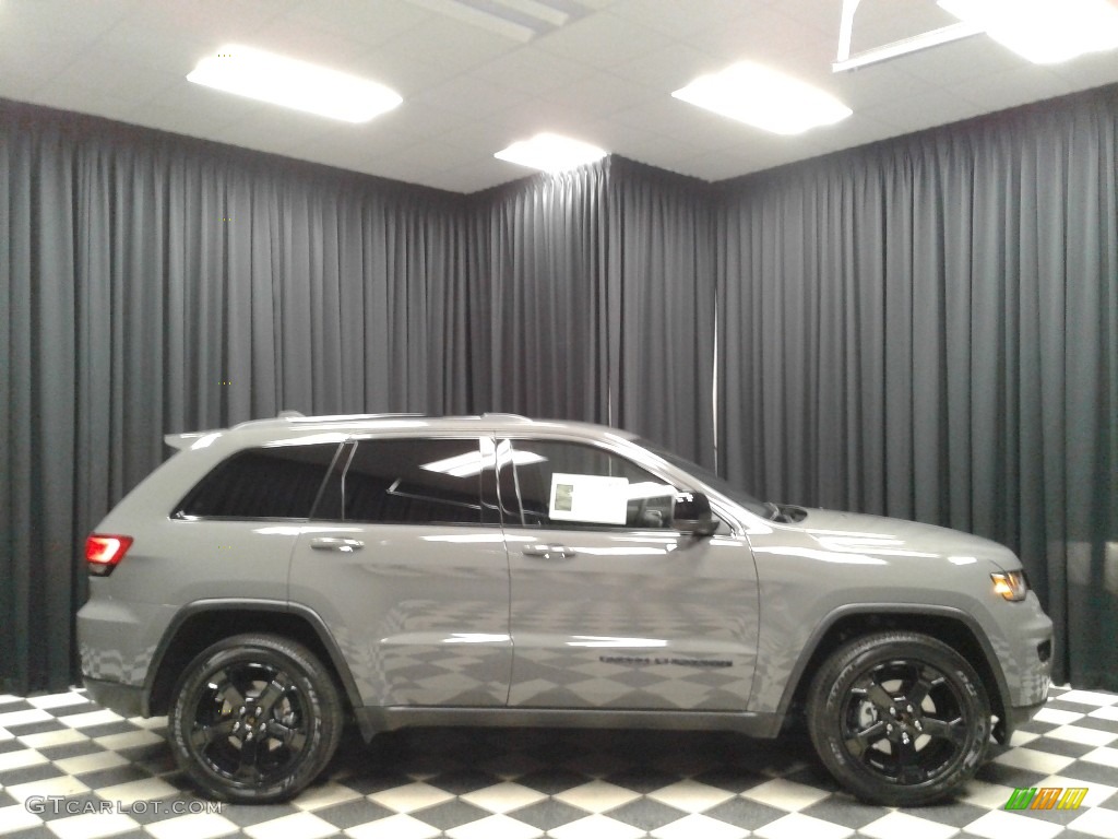 2019 Grand Cherokee Upland 4x4 - Sting-Gray / Black photo #5