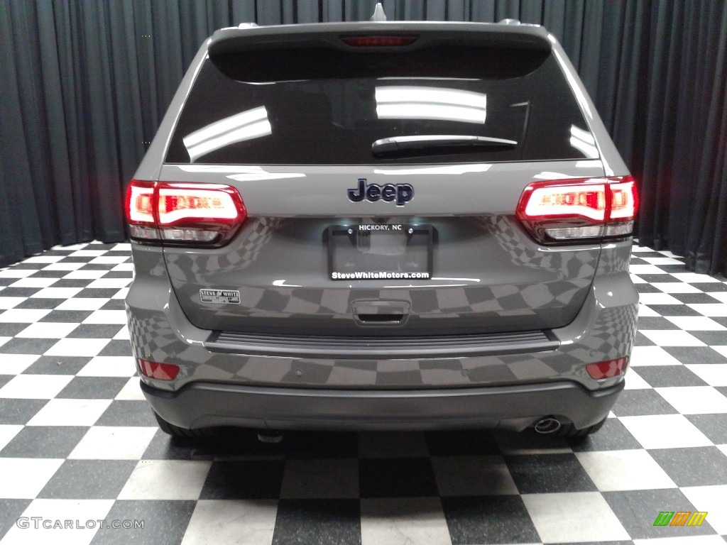 2019 Grand Cherokee Upland 4x4 - Sting-Gray / Black photo #7