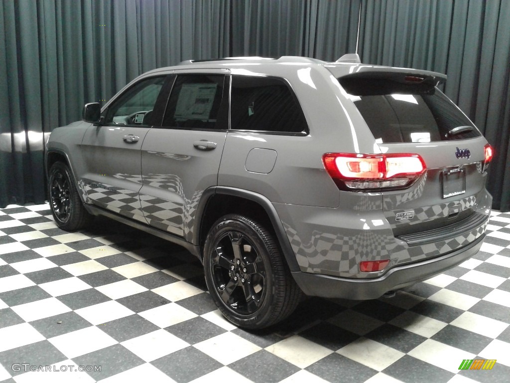 2019 Grand Cherokee Upland 4x4 - Sting-Gray / Black photo #8