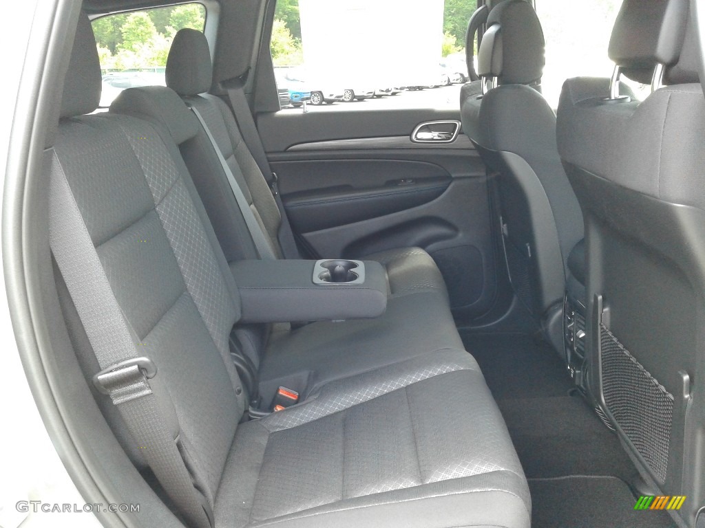 2019 Grand Cherokee Upland 4x4 - Sting-Gray / Black photo #15