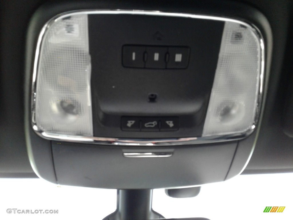 2019 Grand Cherokee Upland 4x4 - Sting-Gray / Black photo #28