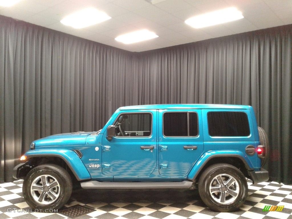 2019 Wrangler Unlimited Sahara 4x4 - Bikini Pearl / Black photo #1