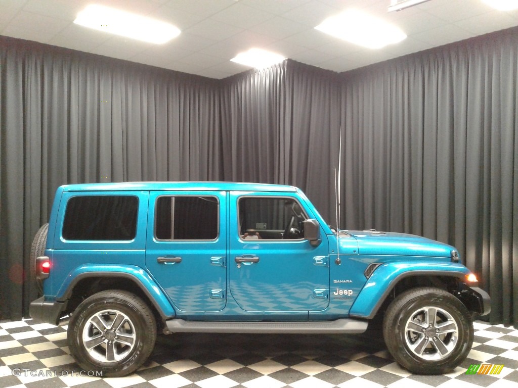 Bikini Pearl 2019 Jeep Wrangler Unlimited Sahara 4x4 Exterior Photo #133136897