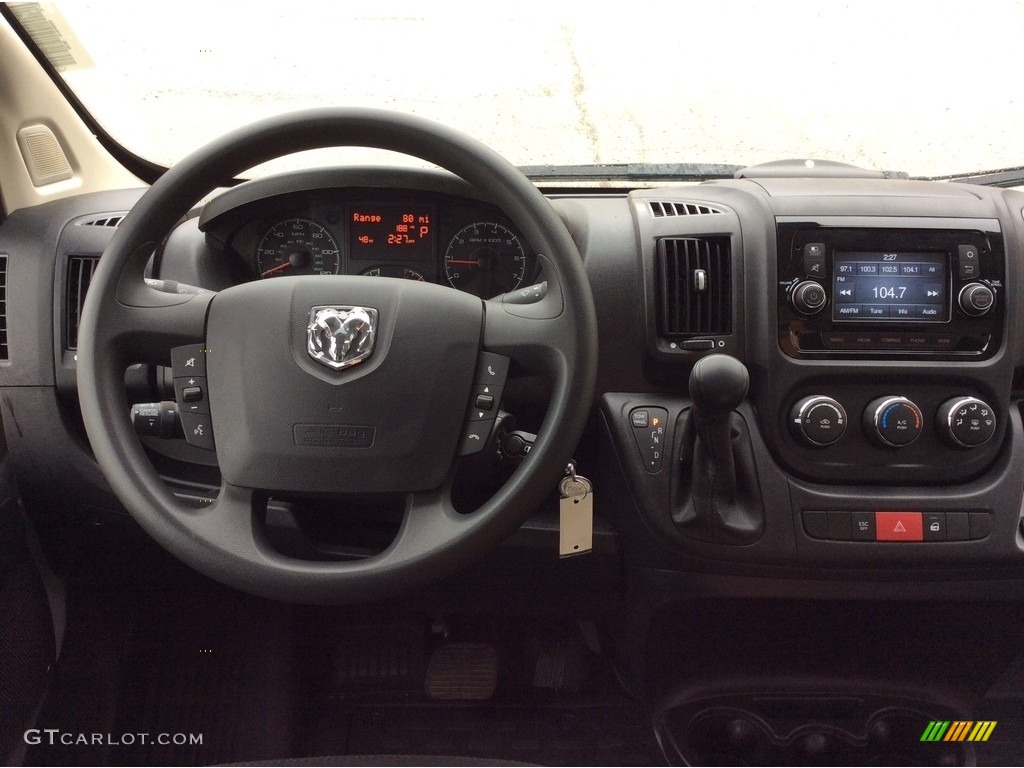 2019 Ram ProMaster 3500 Cutaway Controls Photo #133138220