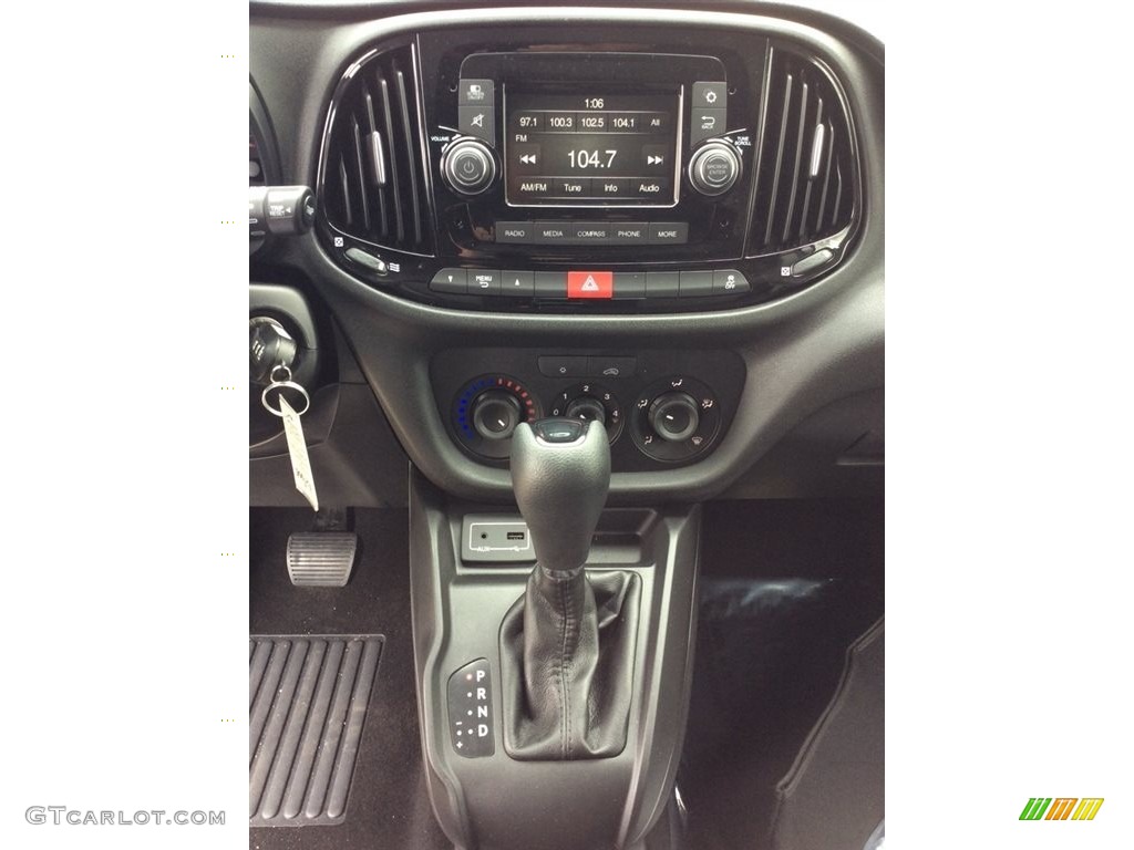 2019 Ram ProMaster City Wagon Controls Photo #133140554