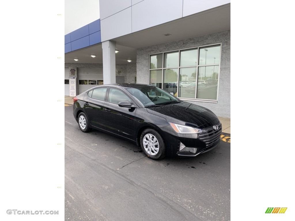 2019 Elantra SE - Phantom Black / Black photo #2