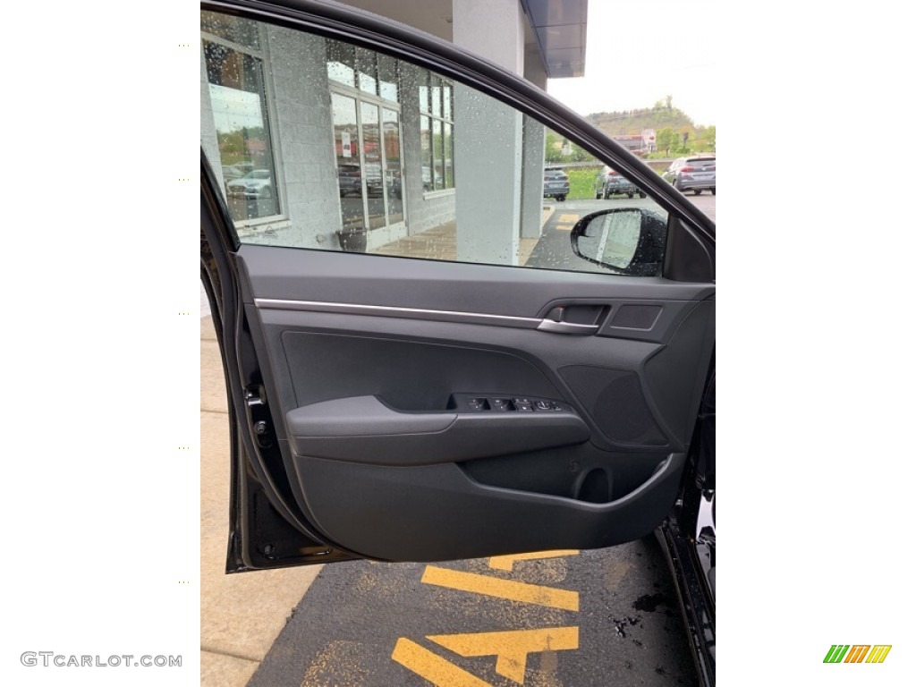 2019 Elantra SE - Phantom Black / Black photo #9