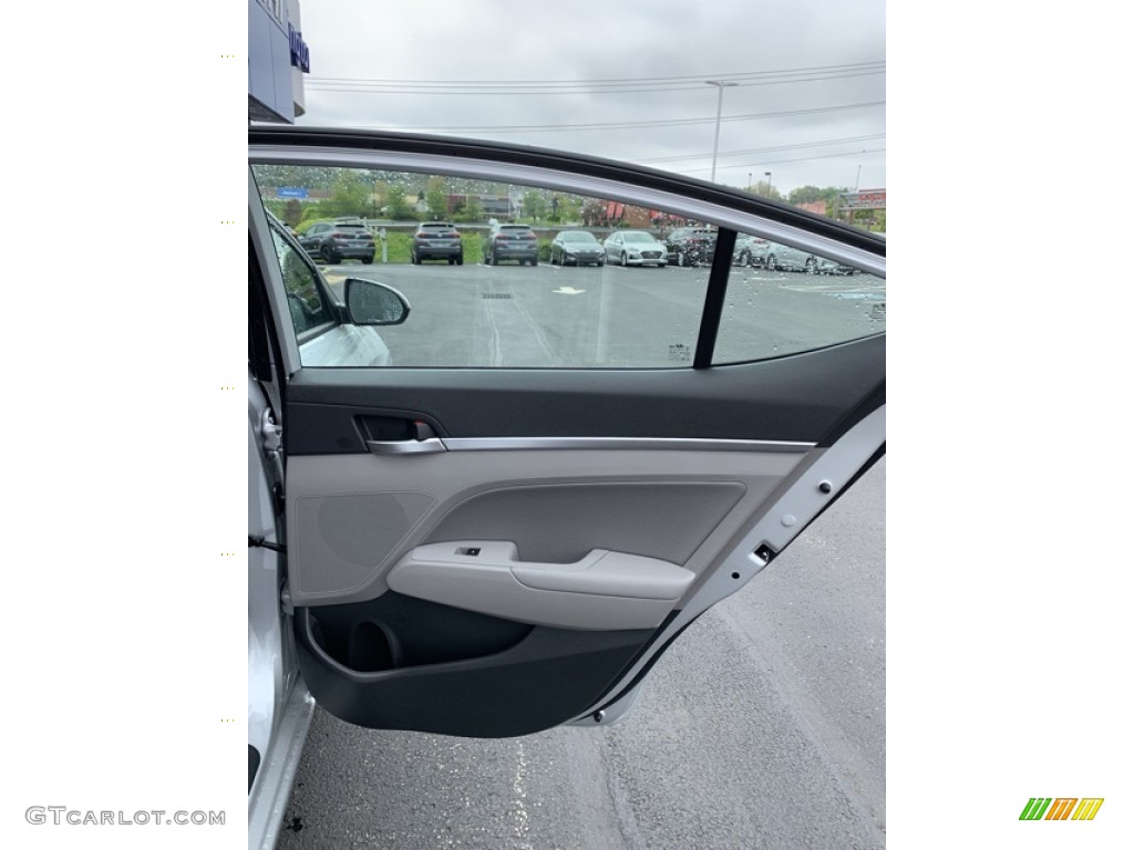 2019 Elantra SEL - Symphony Silver / Gray photo #23