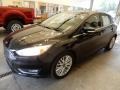 Shadow Black - Focus Titanium Hatch Photo No. 9