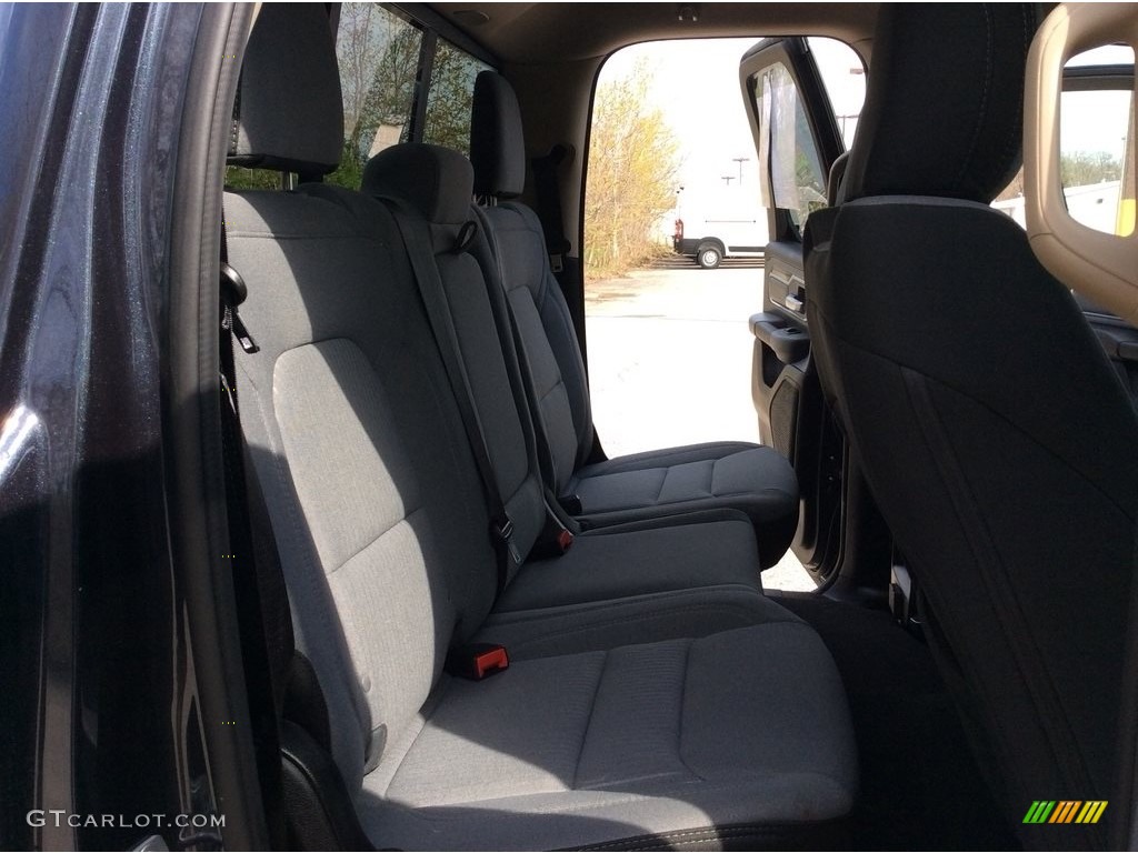 2019 1500 Big Horn Quad Cab 4x4 - Maximum Steel Metallic / Black/Diesel Gray photo #25