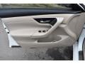 2013 Pearl White Nissan Altima 2.5 SL  photo #25