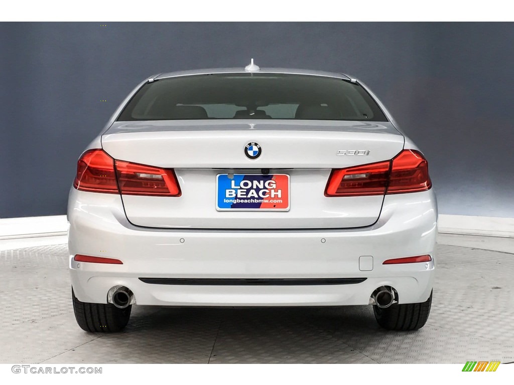 2019 5 Series 530i Sedan - Glacier Silver Metallic / Black photo #3