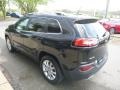 Brilliant Black Crystal Pearl - Cherokee Limited 4x4 Photo No. 7