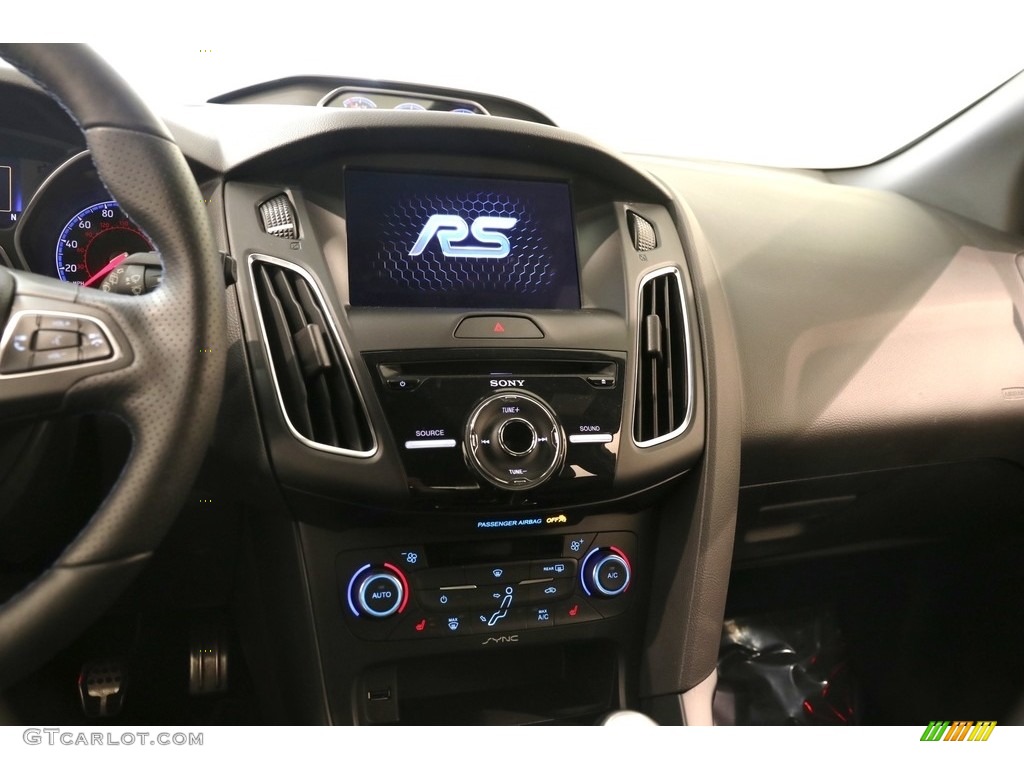 2016 Ford Focus RS Controls Photo #133157468