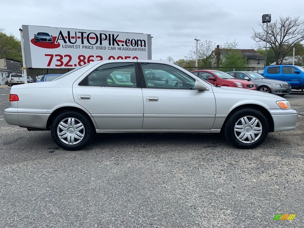 2001 Camry LE - Lunar Mist Metallic / Gray photo #2