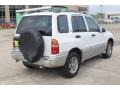 2002 White Chevrolet Tracker LT 4WD Hard Top  photo #9