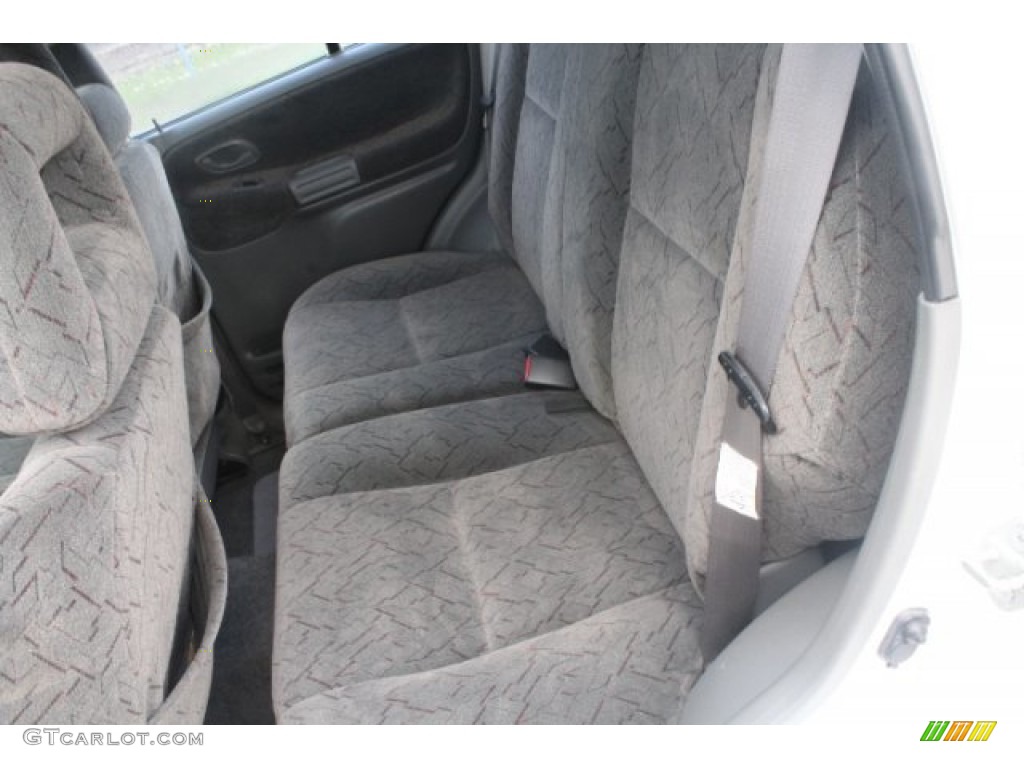 2002 Tracker LT 4WD Hard Top - White / Medium Gray photo #16