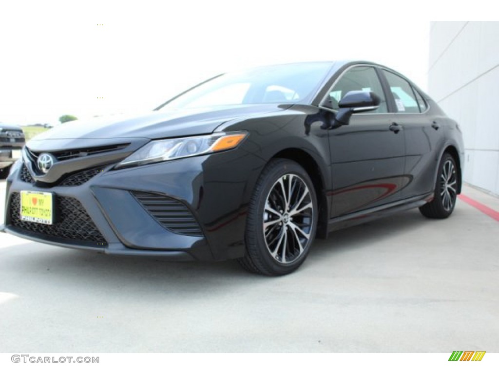 2019 Camry SE - Midnight Black Metallic / Black photo #4