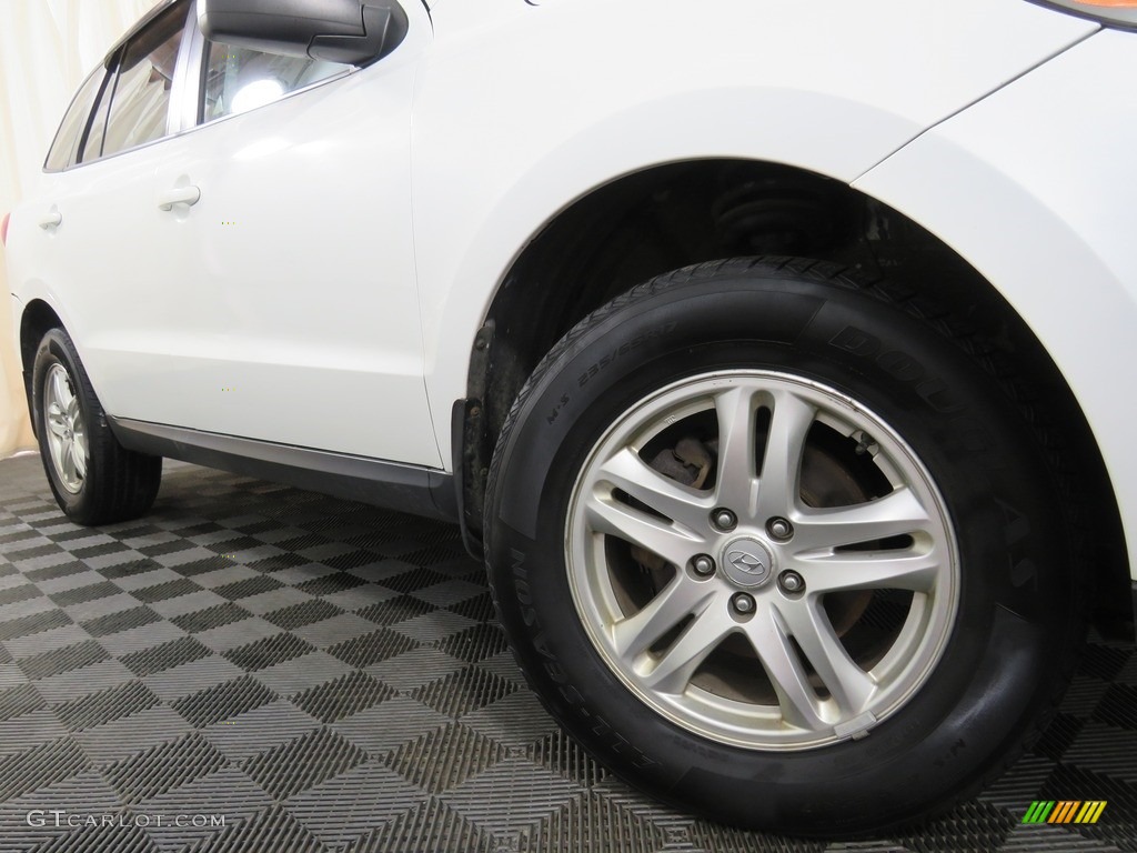 2010 Santa Fe GLS - Pearl White / Gray photo #5