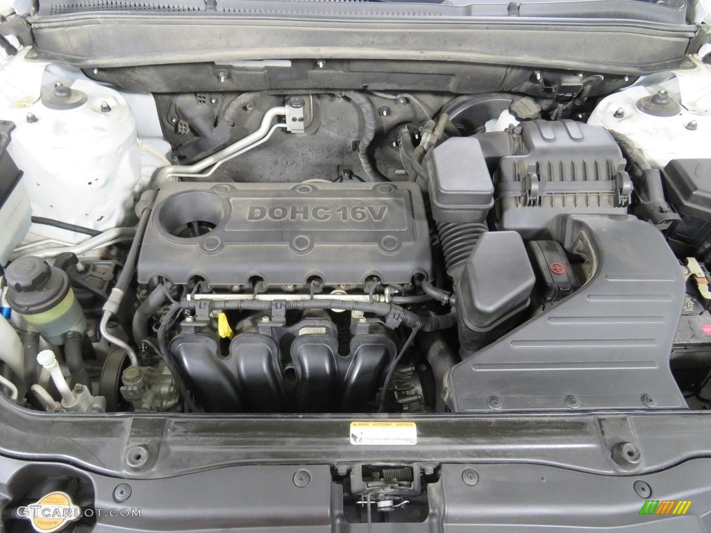 2010 Santa Fe GLS - Pearl White / Gray photo #10