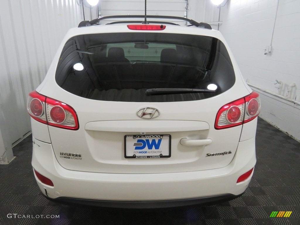 2010 Santa Fe GLS - Pearl White / Gray photo #15
