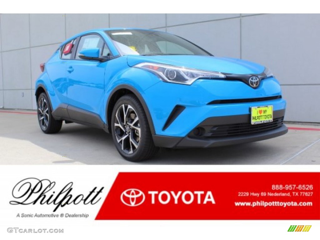 2019 C-HR XLE - Blue Flame / Black photo #1