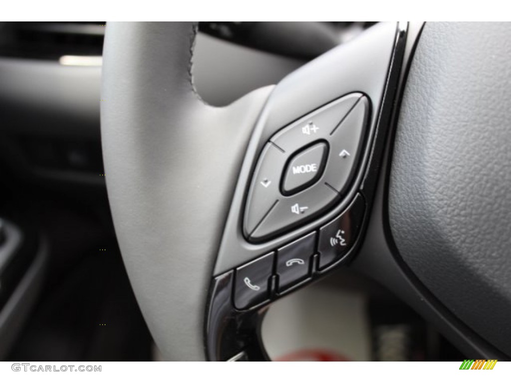 2019 Toyota C-HR XLE Black Steering Wheel Photo #133161057