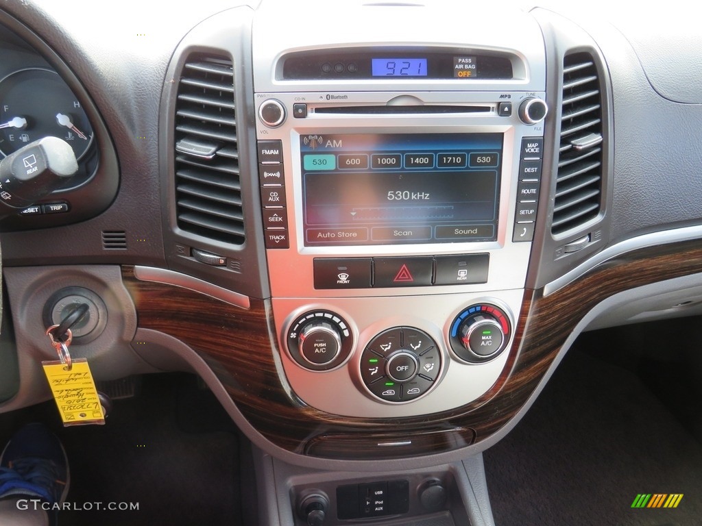 2010 Santa Fe GLS - Pearl White / Gray photo #30