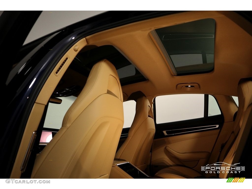 2019 Panamera 4 - Night Blue Metallic / Black/Luxor Beige photo #27