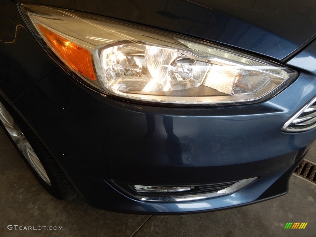 2018 Focus Titanium Hatch - Blue Metallic / Medium Soft Ceramic photo #2