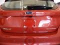 Hot Pepper Red - Focus Titanium Hatch Photo No. 7