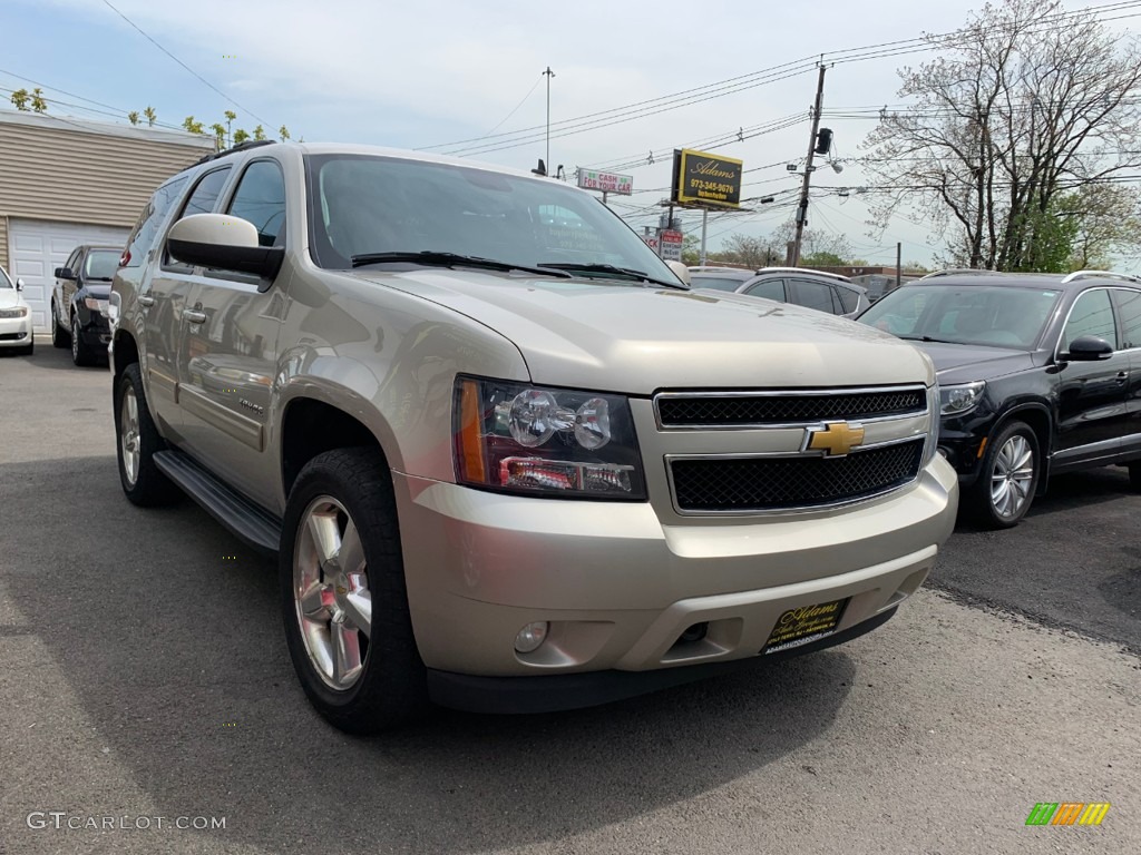 2013 Tahoe LT 4x4 - Champagne Silver Metallic / Light Cashmere/Dark Cashmere photo #3