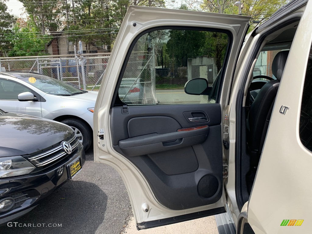 2013 Tahoe LT 4x4 - Champagne Silver Metallic / Light Cashmere/Dark Cashmere photo #21