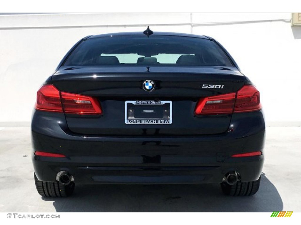 2019 5 Series 530i Sedan - Black Sapphire Metallic / Black photo #4