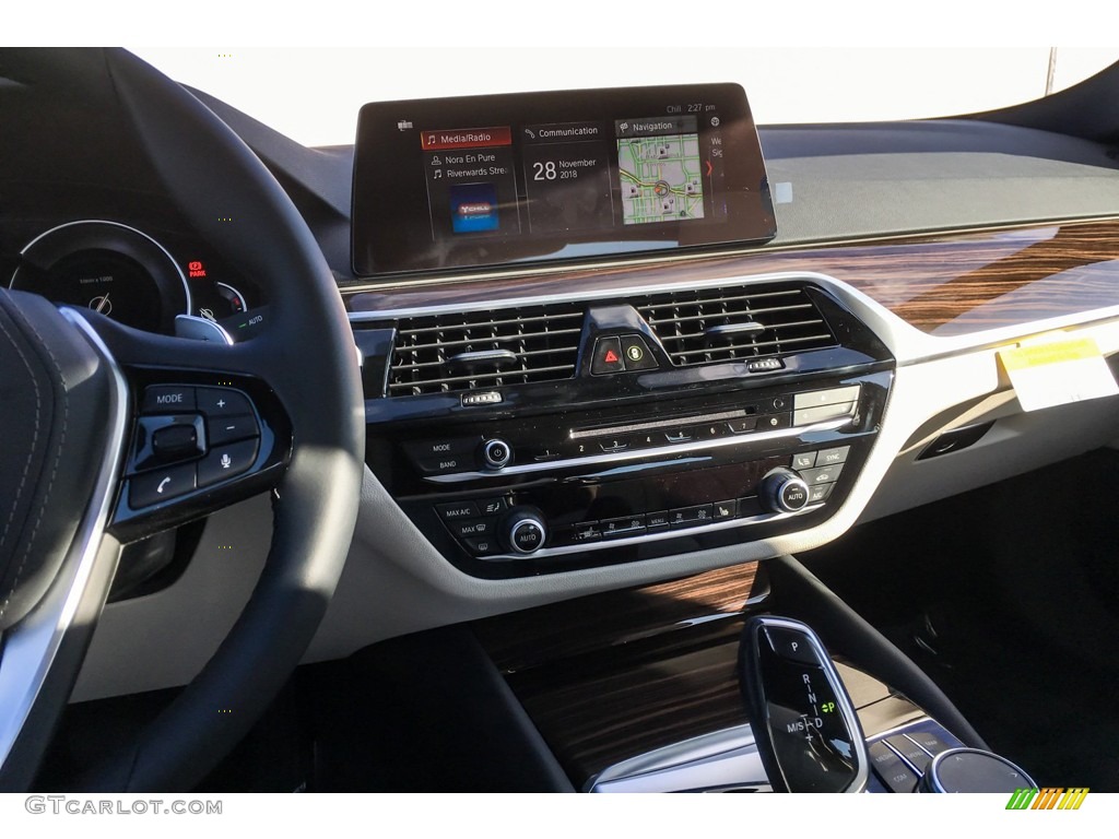 2019 5 Series 530i Sedan - Mediterranean Blue Metallic / Ivory White photo #6