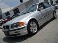 2000 Titanium Silver Metallic BMW 3 Series 323i Sedan  photo #2