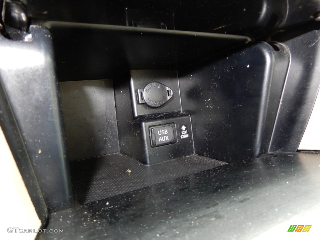 2012 Camry L - Clearwater Blue Metallic / Ivory photo #22