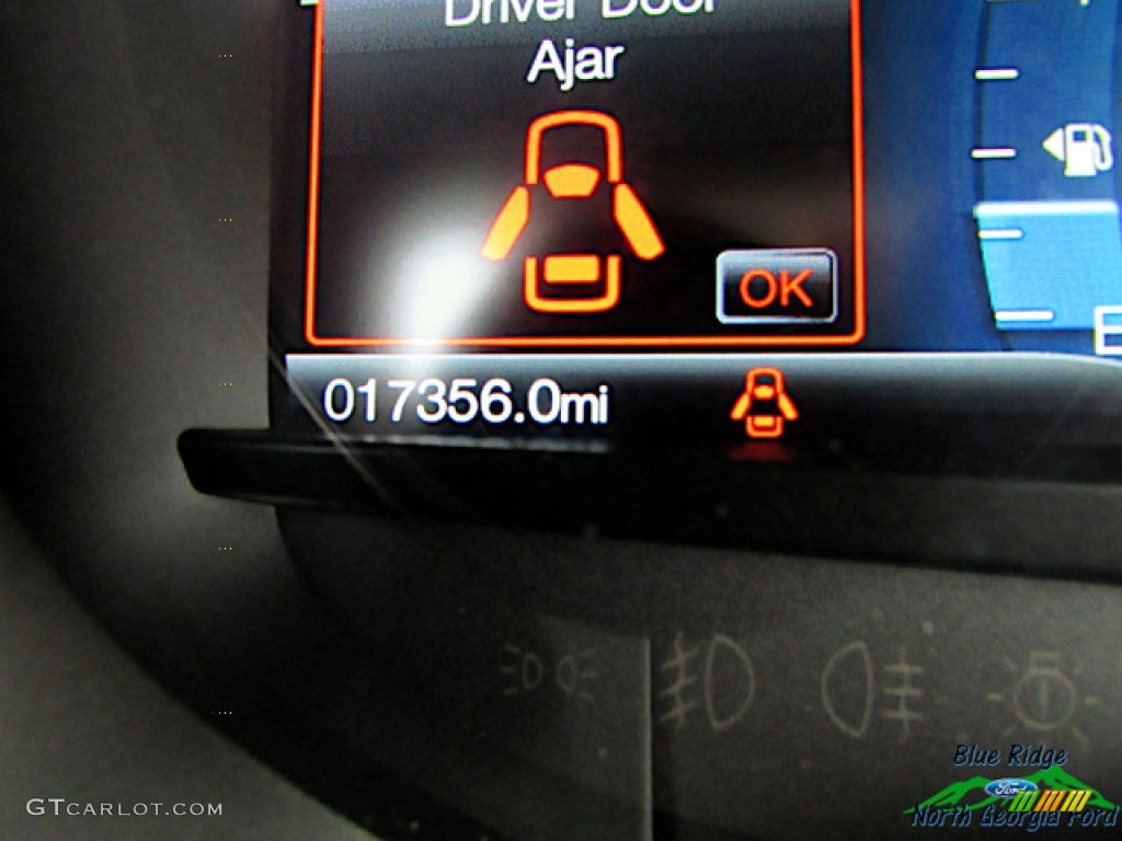 2018 Edge Titanium AWD - Blue / Ebony photo #22