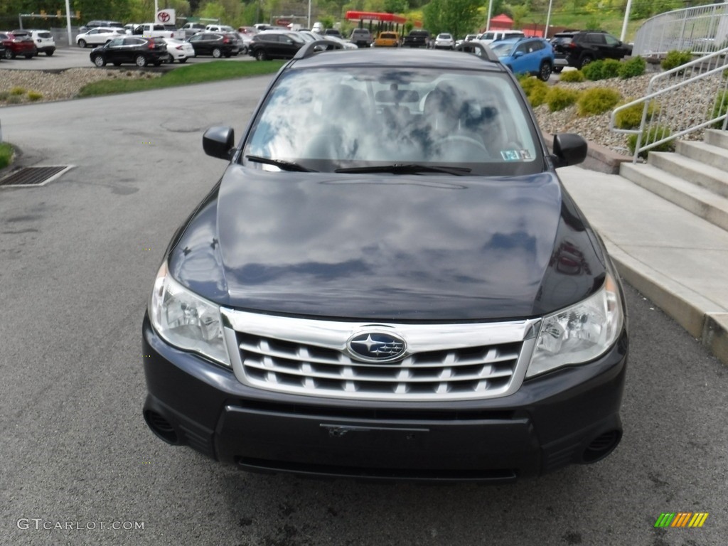 2011 Forester 2.5 X - Steel Silver Metallic / Platinum photo #4