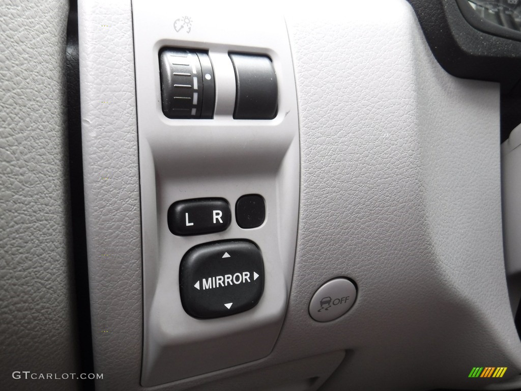 2011 Forester 2.5 X - Steel Silver Metallic / Platinum photo #20