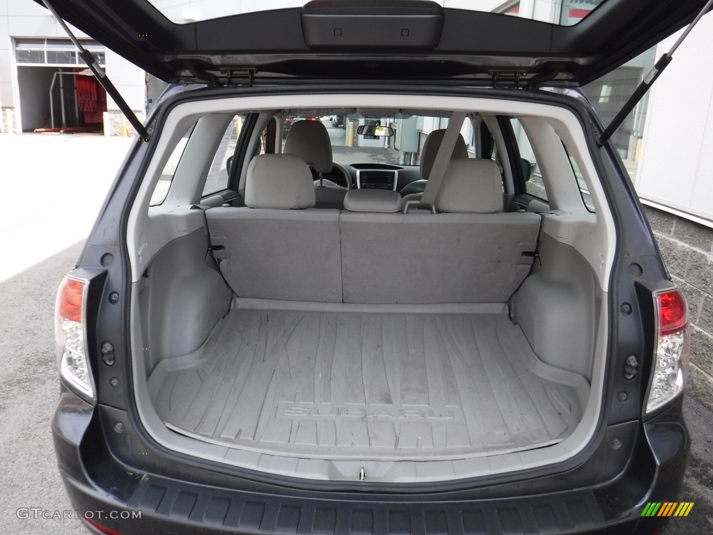2011 Forester 2.5 X - Steel Silver Metallic / Platinum photo #22