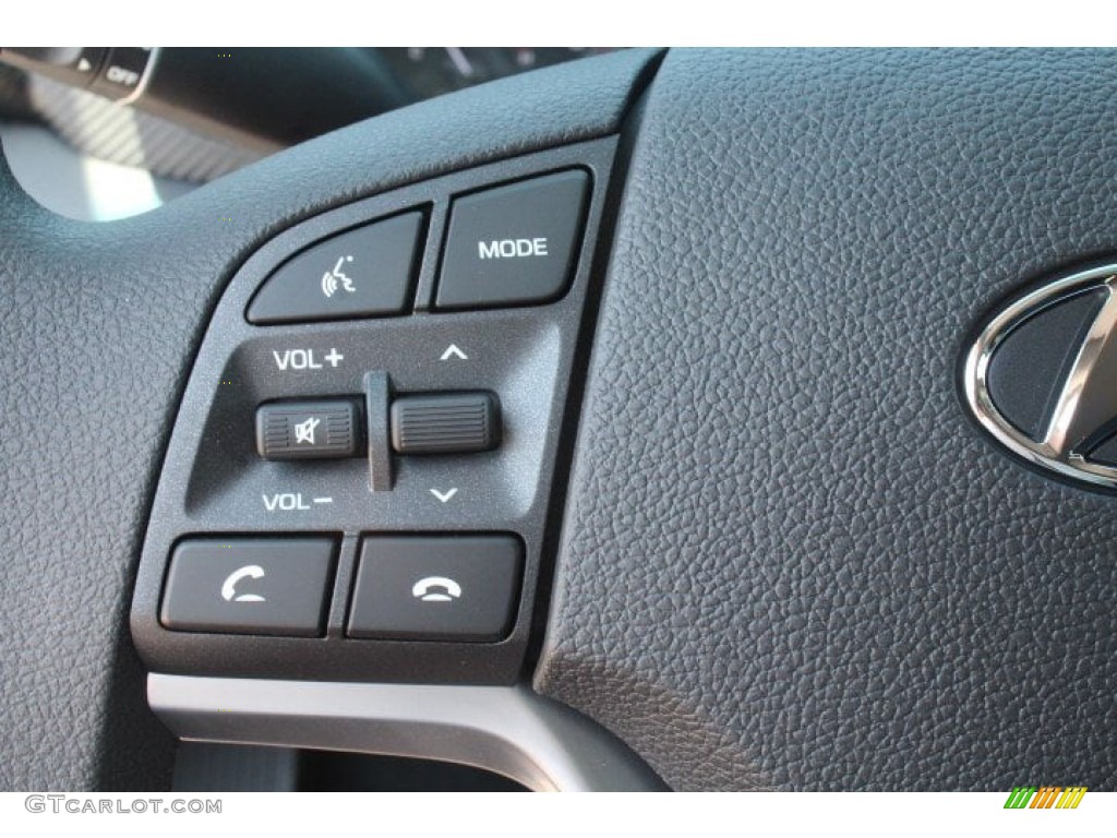 2019 Hyundai Tucson SE Black Steering Wheel Photo #133182441