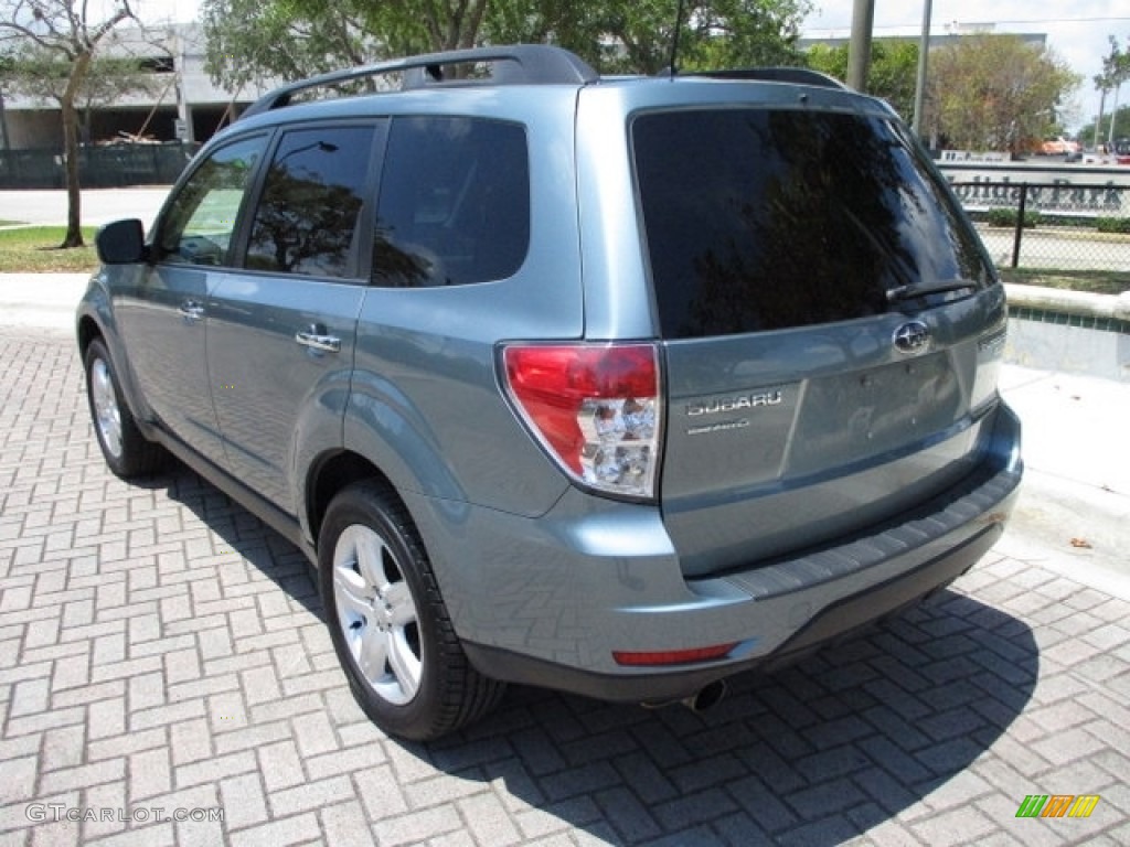 2010 Forester 2.5 X Limited - Sage Green Metallic / Platinum photo #39