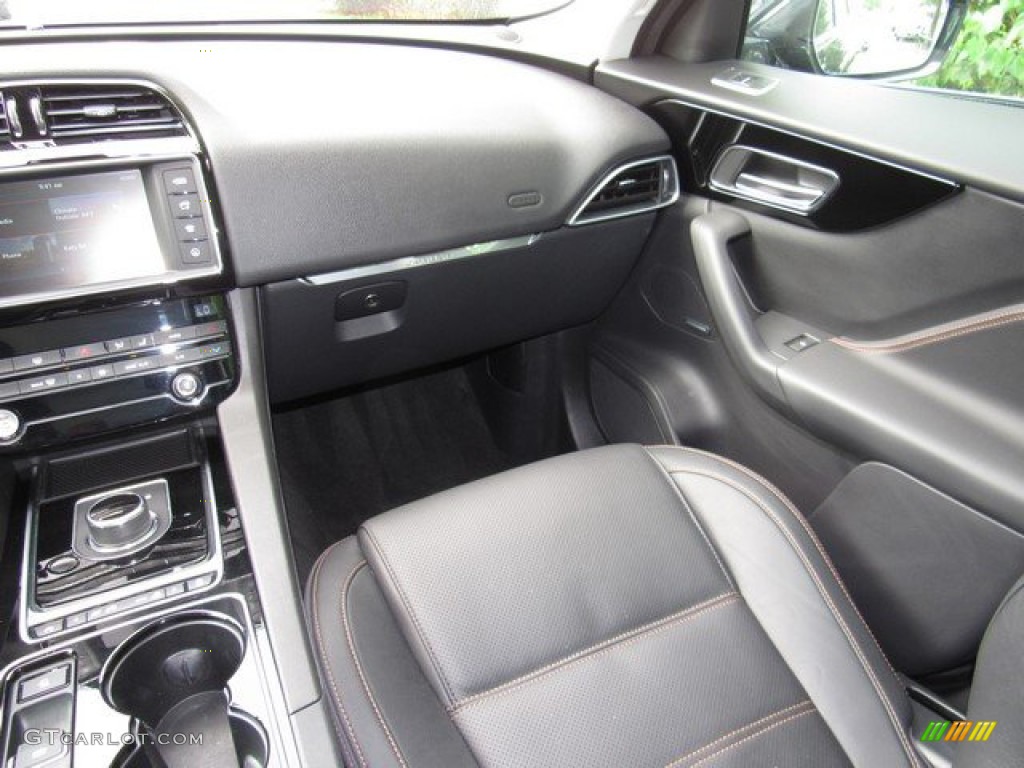 2017 F-PACE 20d AWD Prestige - Dark Sapphire Blue / Jet w/Tan photo #16