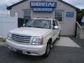 White Diamond - Escalade EXT AWD Photo No. 2