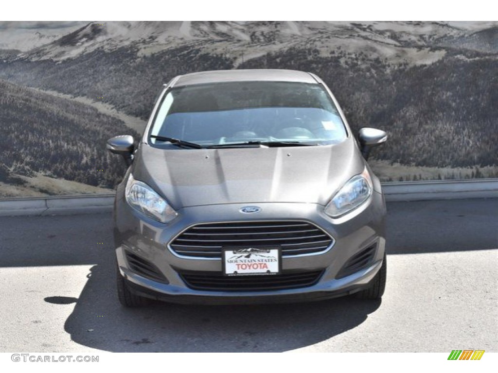 2015 Fiesta SE Hatchback - Magnetic Metallic / Medium Light Stone photo #4