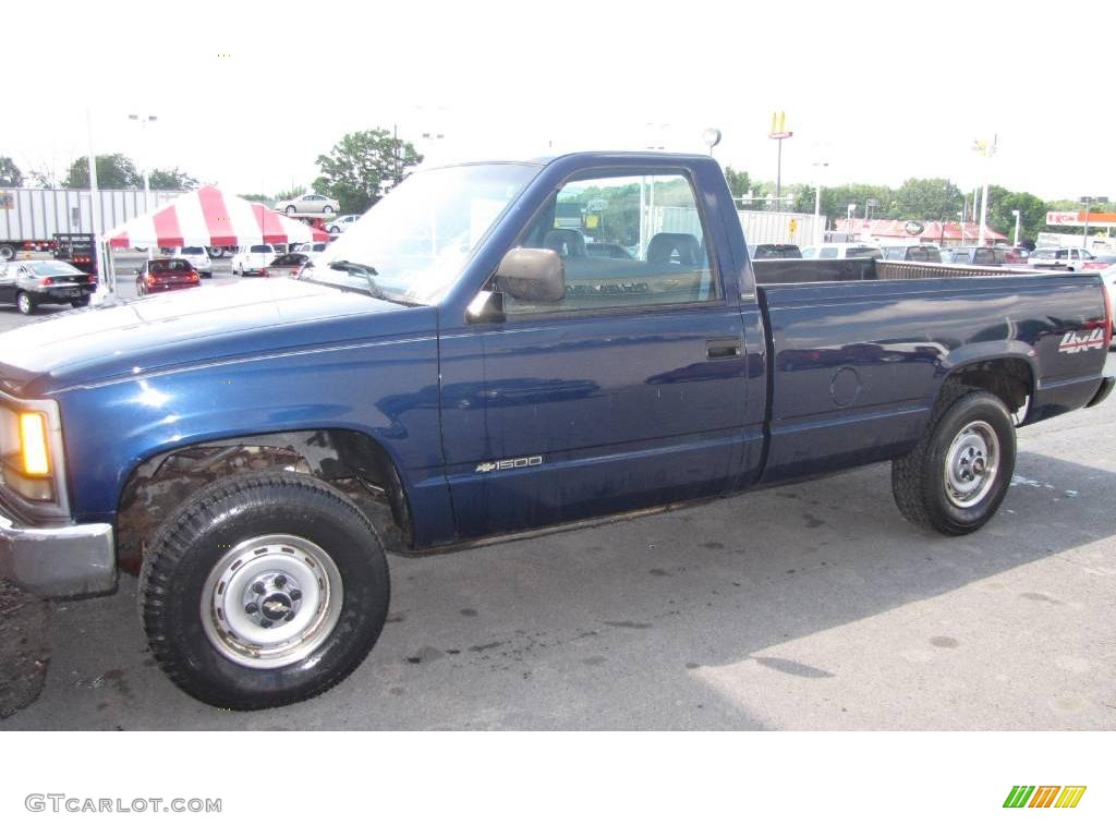 1994 C/K K1500 Regular Cab 4x4 - Indigo Metallic / Blue photo #1