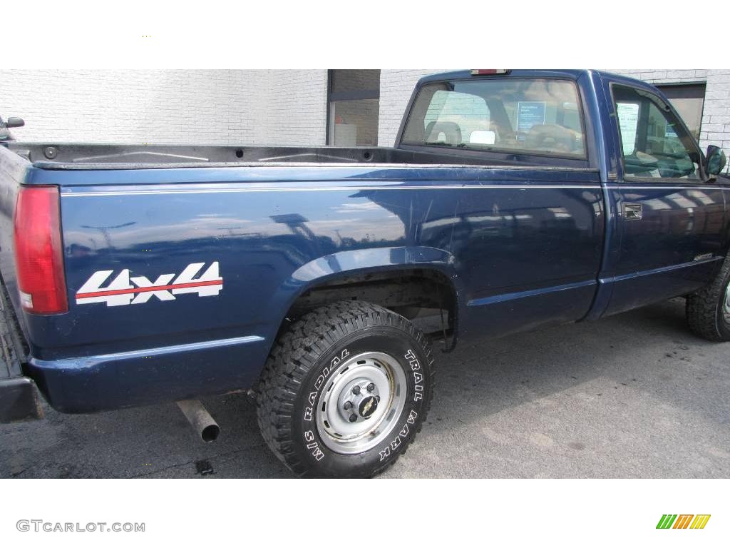 1994 C/K K1500 Regular Cab 4x4 - Indigo Metallic / Blue photo #7