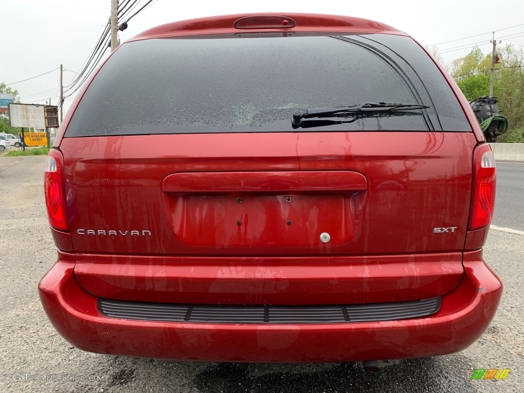 2007 Caravan SXT - Inferno Red Crystal Pearl / Dark Khaki/Light Graystone photo #4